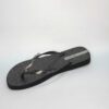 ojotas chinelas ipanema negras con brillos grises