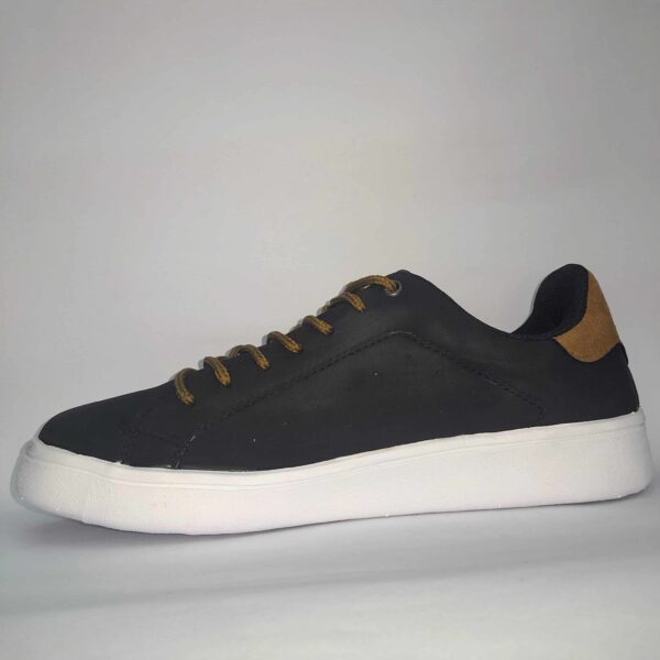Zapatillas de gamuza sintetica urbanas hombre marca Rave