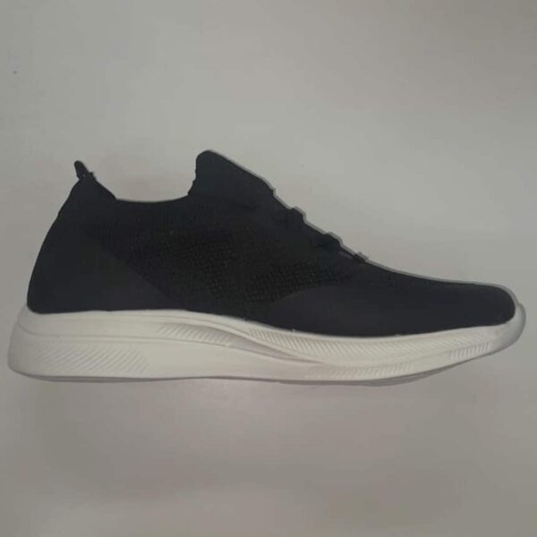 Zapatillas de Tela Superlivianas con Cordones – Gowell – Negras y Blancas – Talles 35 al 40