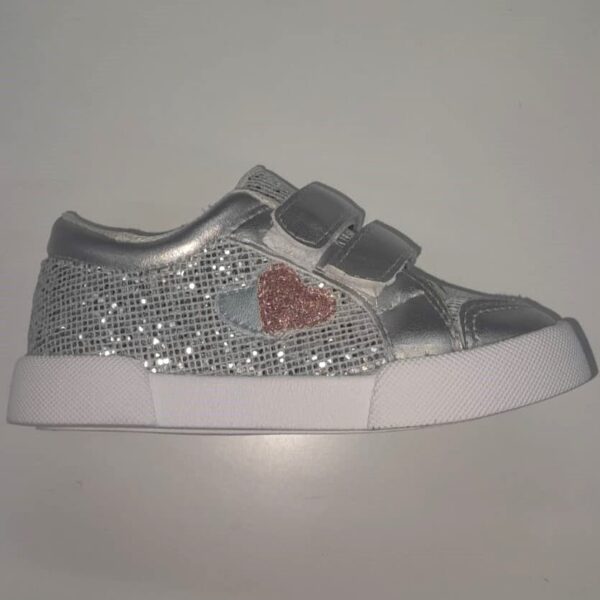 Zapatillas Plateadas con Glitter y Corazón Rojo – Doble Velcro Pians (Talles 22 al 26)